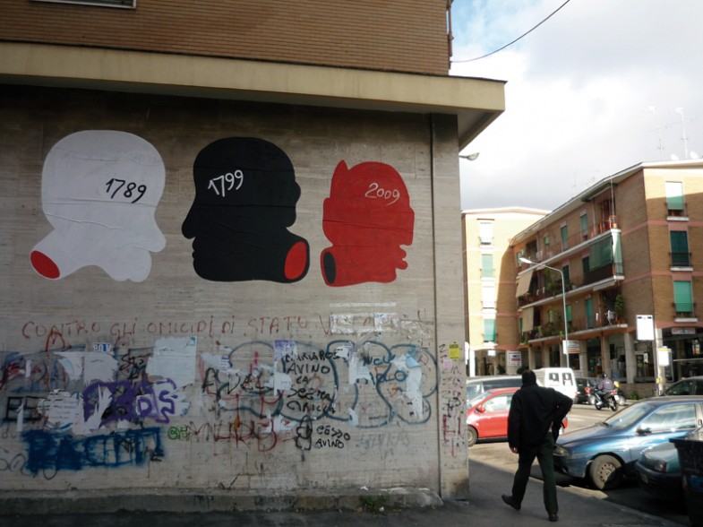 Napoli, via antonino pio