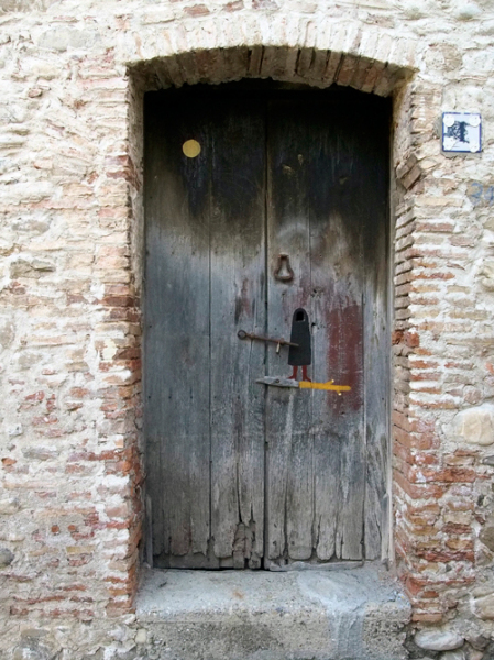 ALIANO - strega (senza premio)